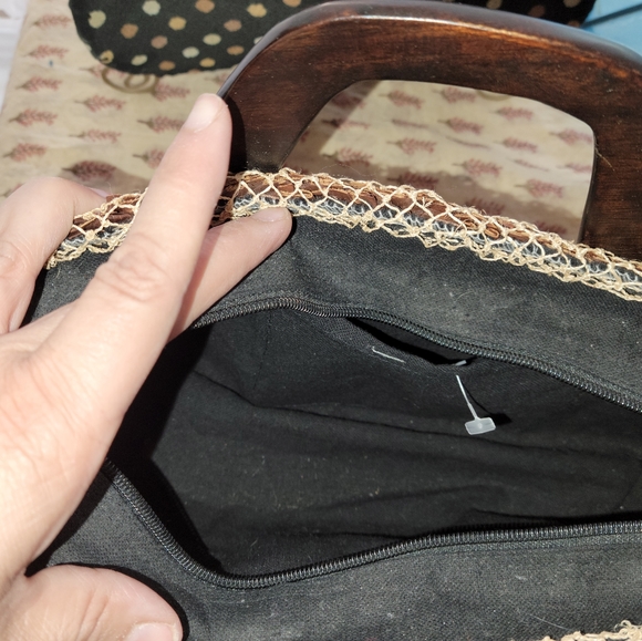 Purse - Picture 2 of 3